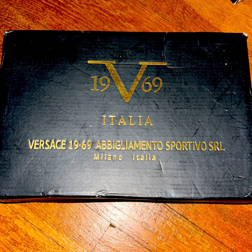 1969 Versace shinny red shoes